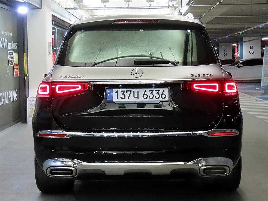 Mercedes Benz GLS Class - Vista 5