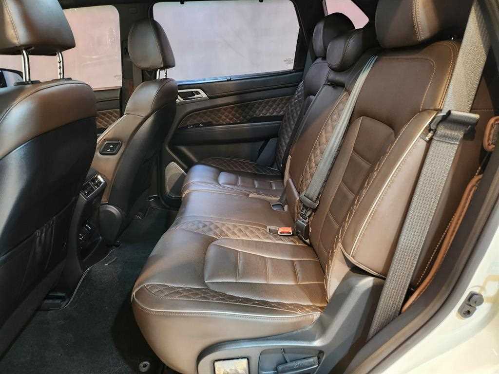 Ssangyong Rexton - Vista 6