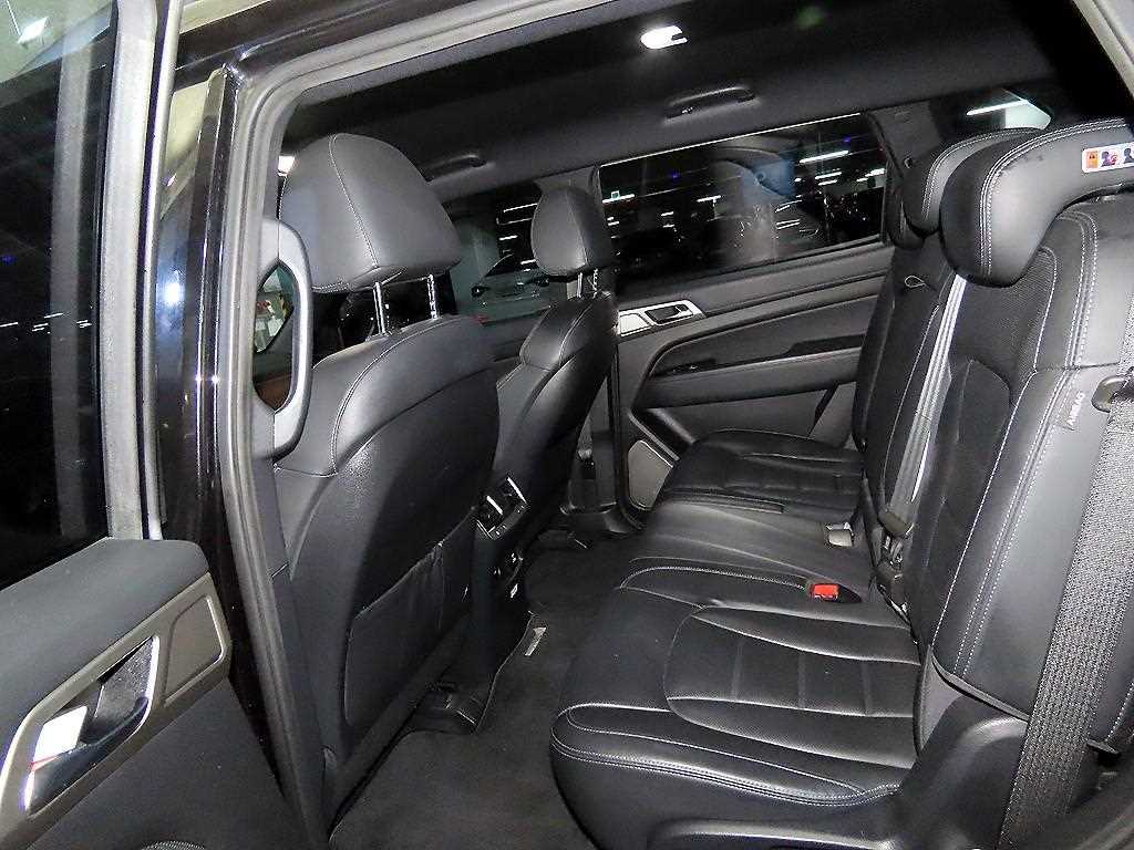 Ssangyong Rexton - Vista 7