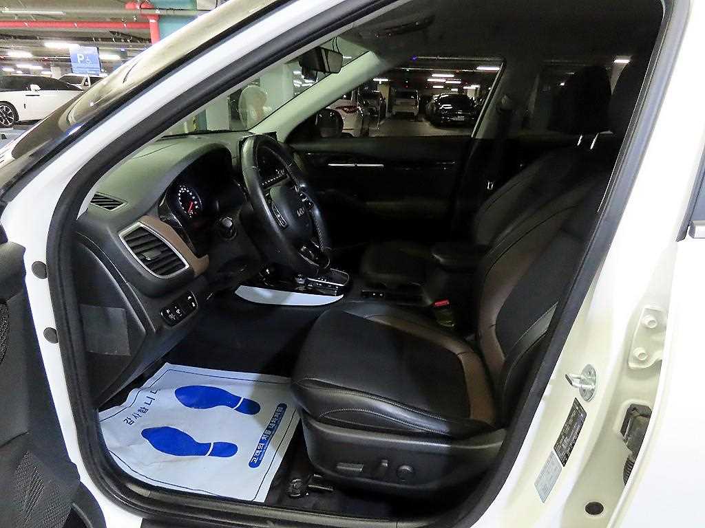 KIA Seltos - Vista 6