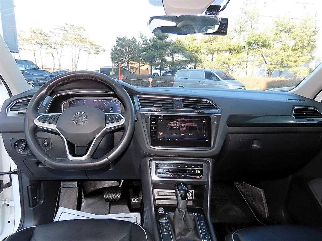 Volkswagen Tiguan - Vista 7