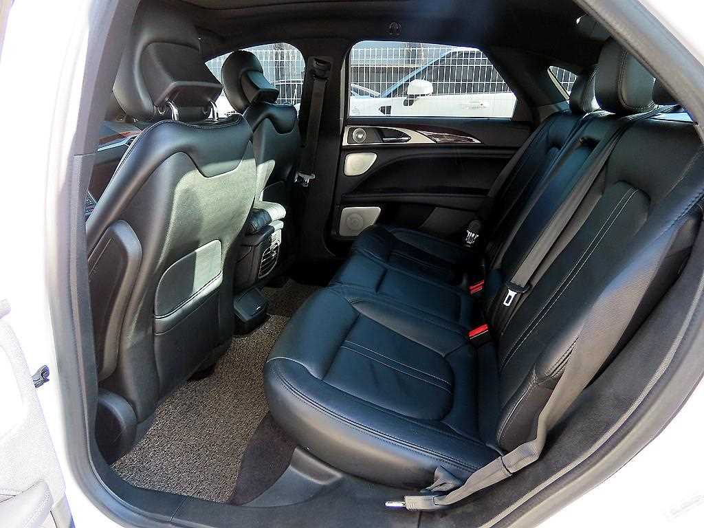 Lincoln MKZ - Vista 6