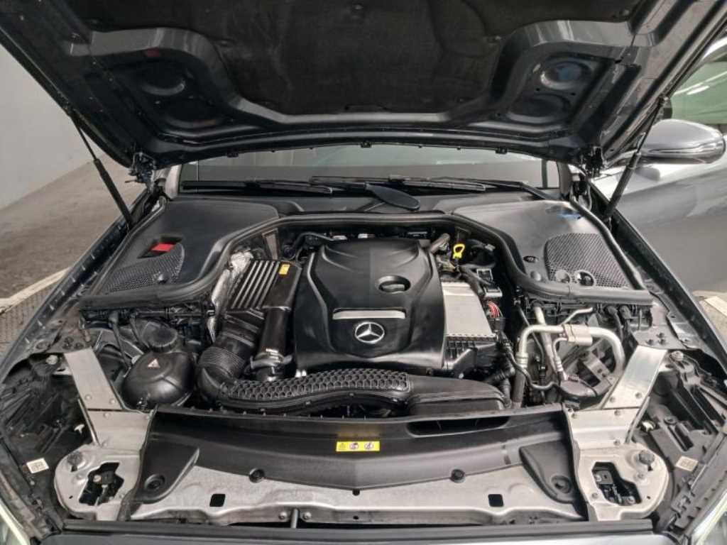 Mercedes Benz E class 2017 Gris - Importación desde Corea - HF Imports Iquique - Foto 19