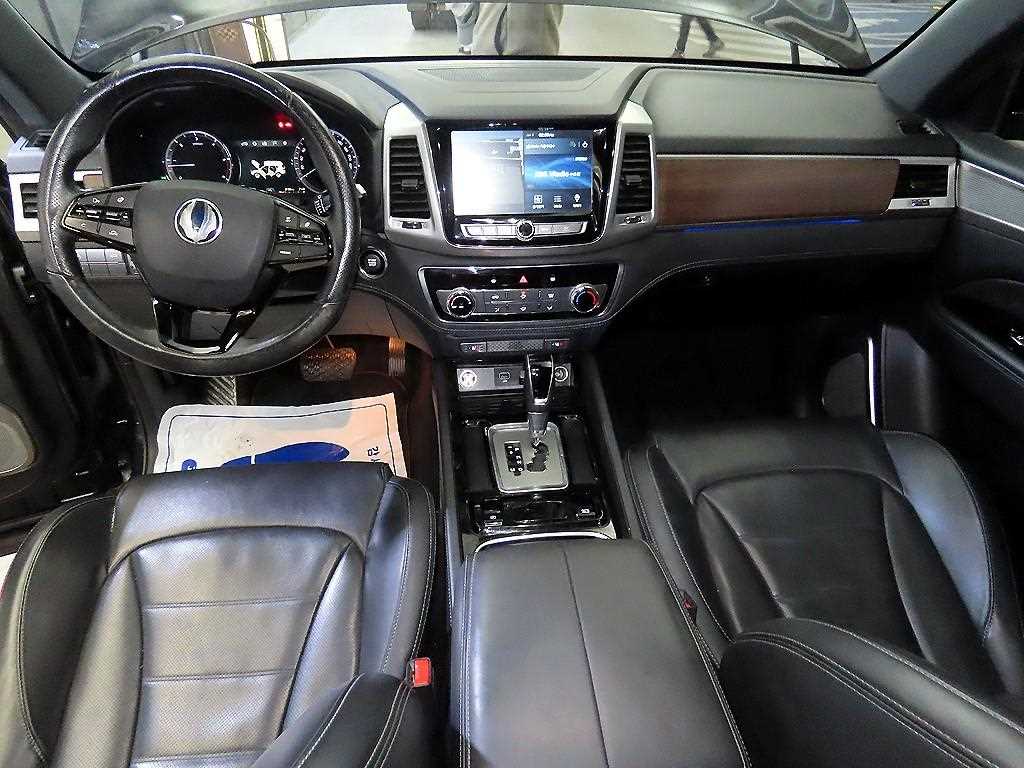 Ssangyong Rexton - Vista 10