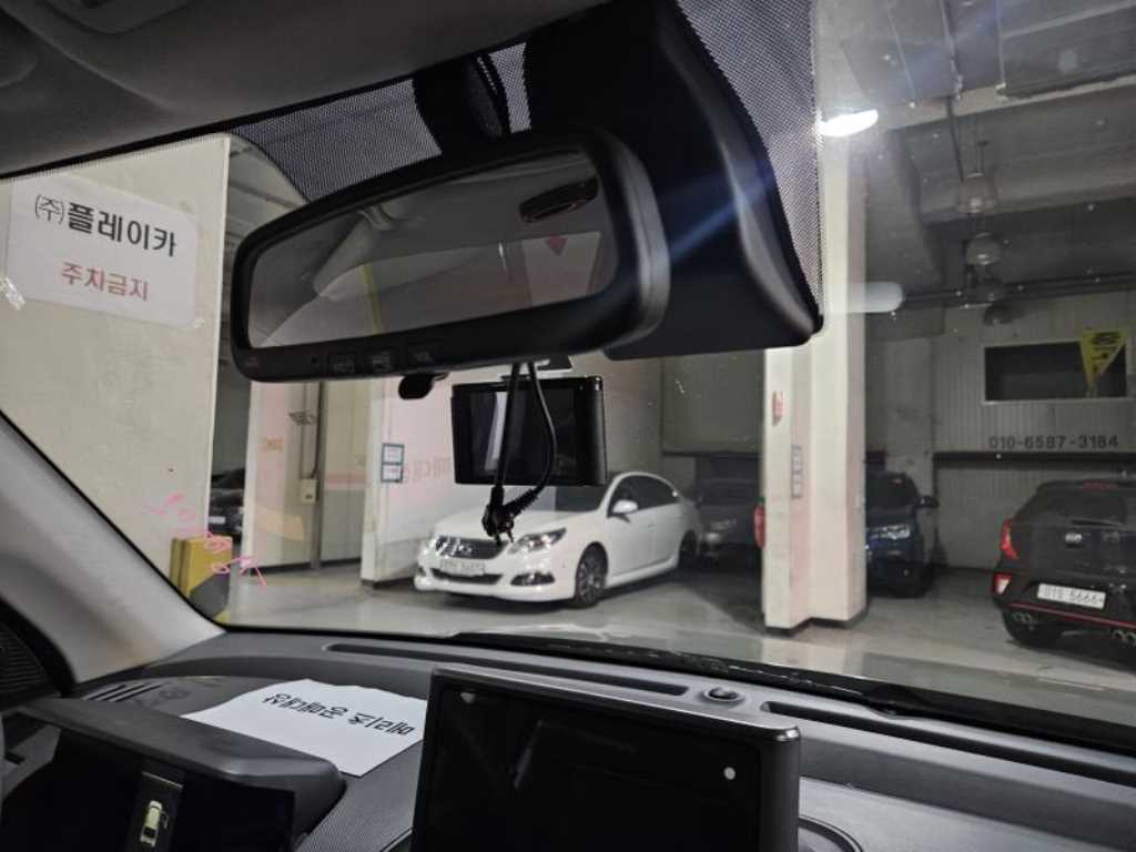 HYUNDAI Casper - Vista 6