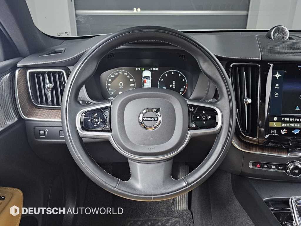 Volvo XC60 2021 - Importación desde Corea - HF Imports Iquique - Foto 13