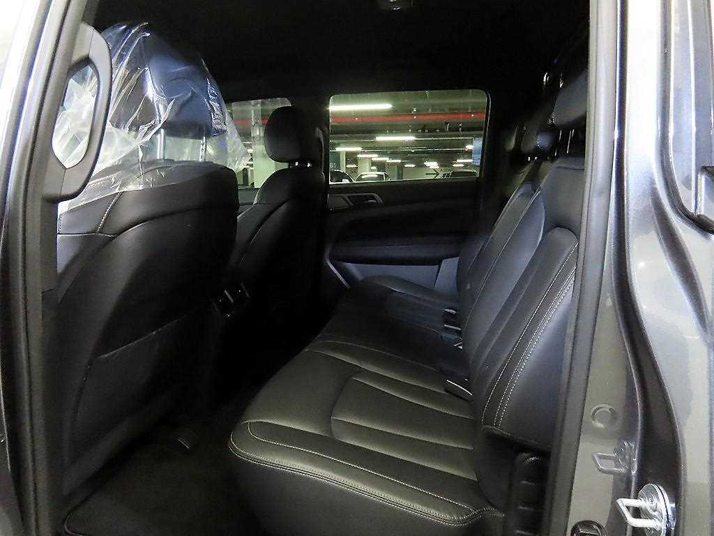 Ssangyong Rexton - Vista 7