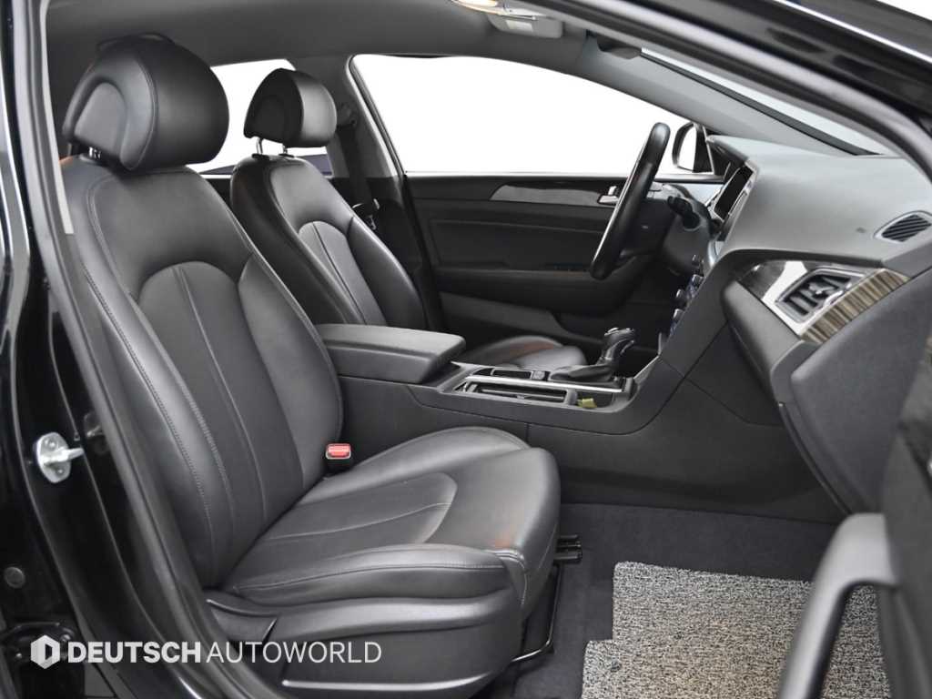 HYUNDAI Sonata - Vista 10