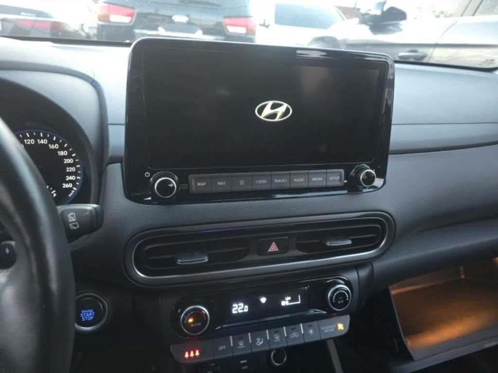 HYUNDAI Kona - Vista 4