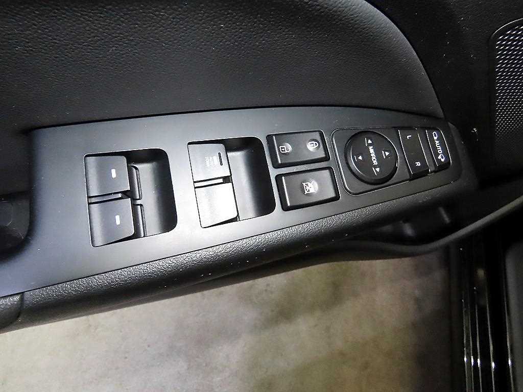 HYUNDAI Avante 2016 Negro - Importación desde Corea - HF Imports Iquique - Foto 13