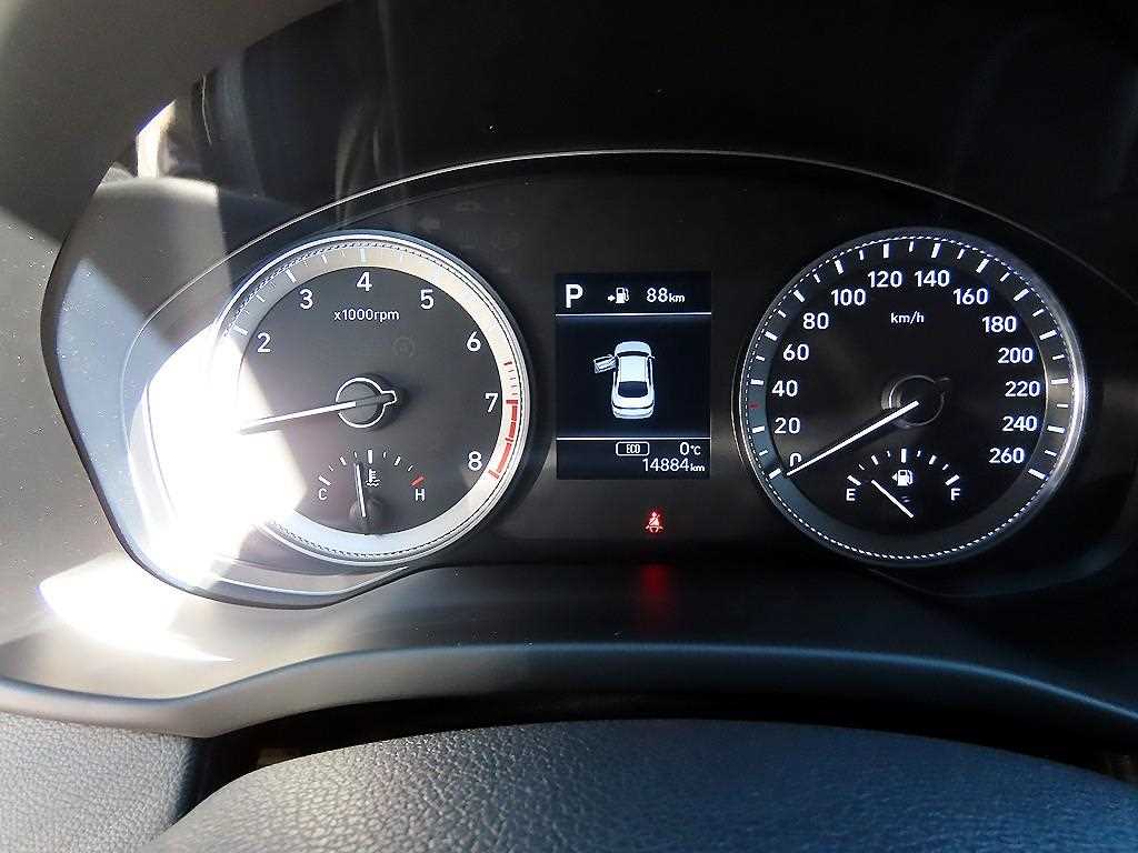 HYUNDAI Grandeur - Vista 9