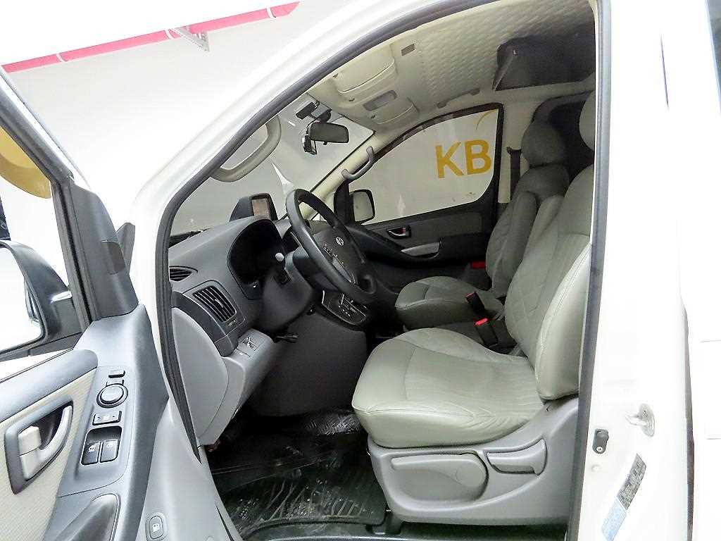 HYUNDAI Starex 2011 - Importación desde Corea - HF Imports Iquique - Foto 15