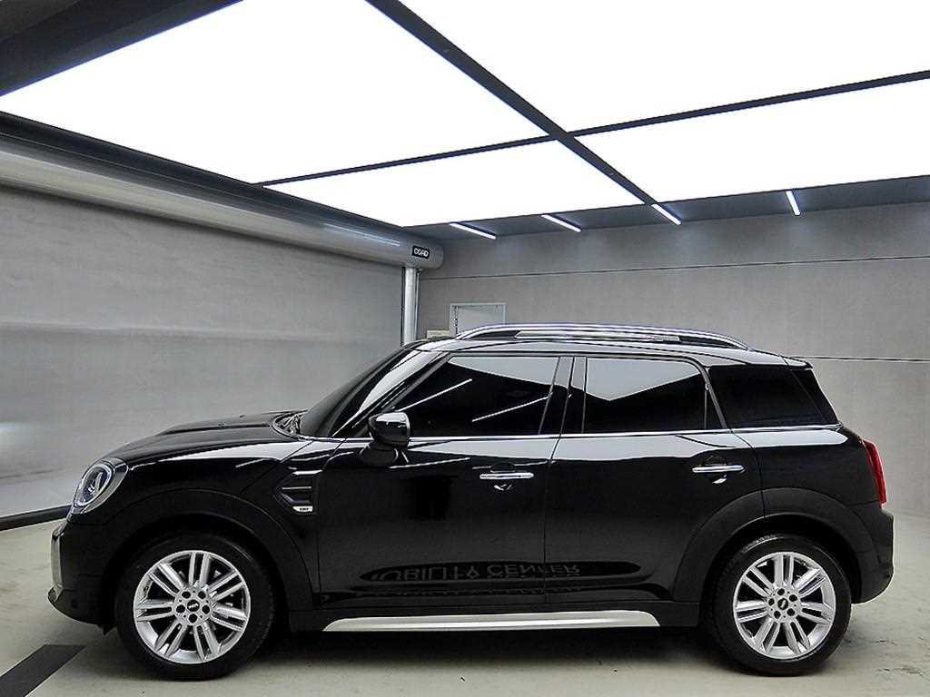 Mini Countryman - Vista 4