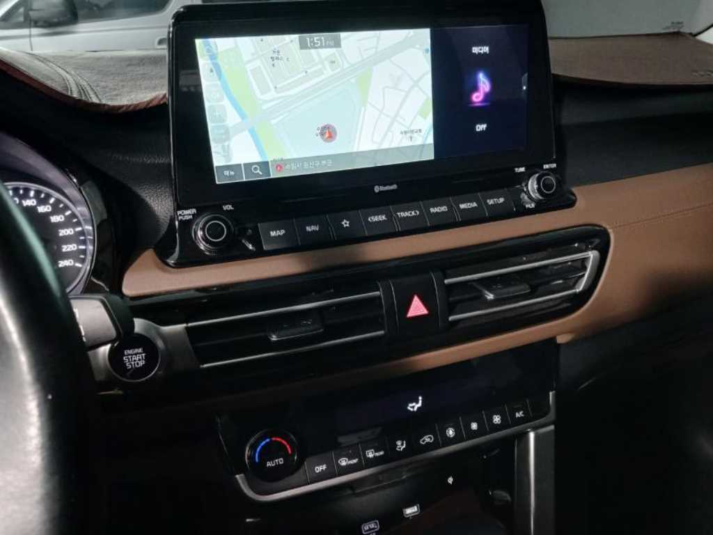 KIA Seltos 2022 Gris - Importación desde Corea - HF Imports Iquique - Foto 13