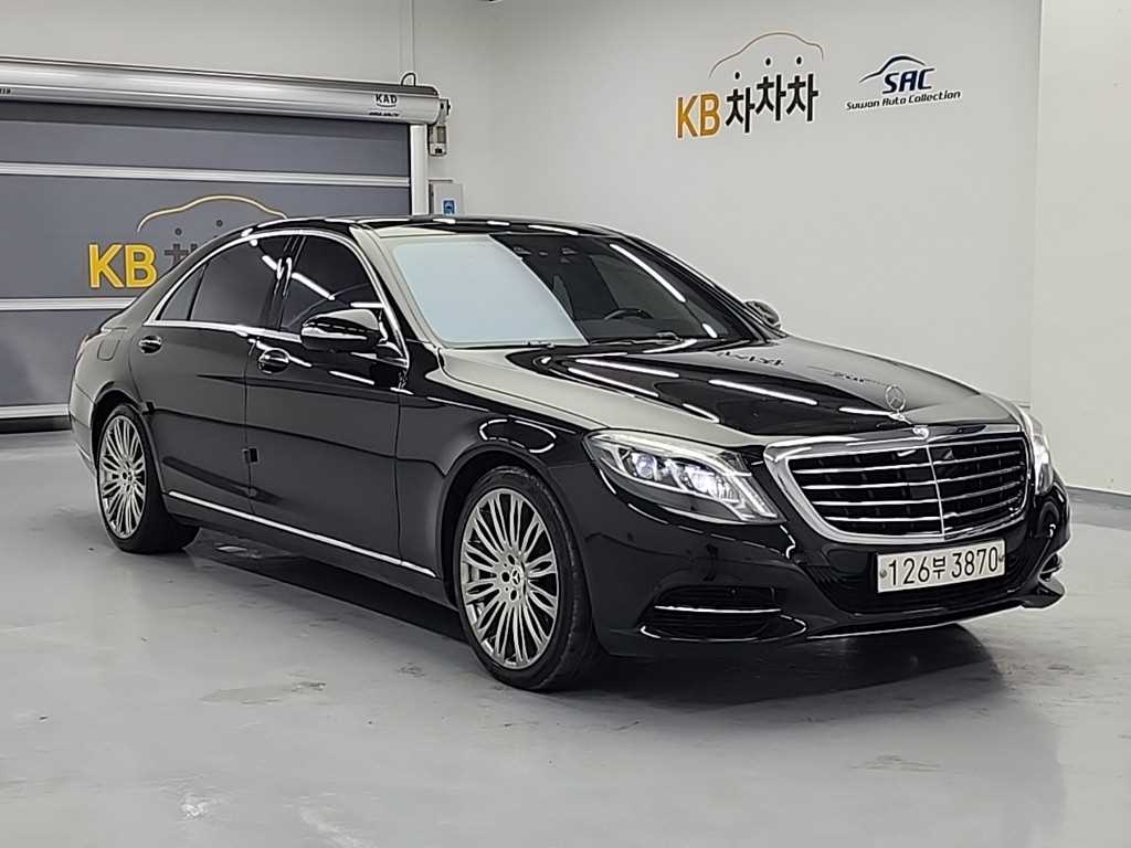 Mercedes Benz S Class - Vista 4