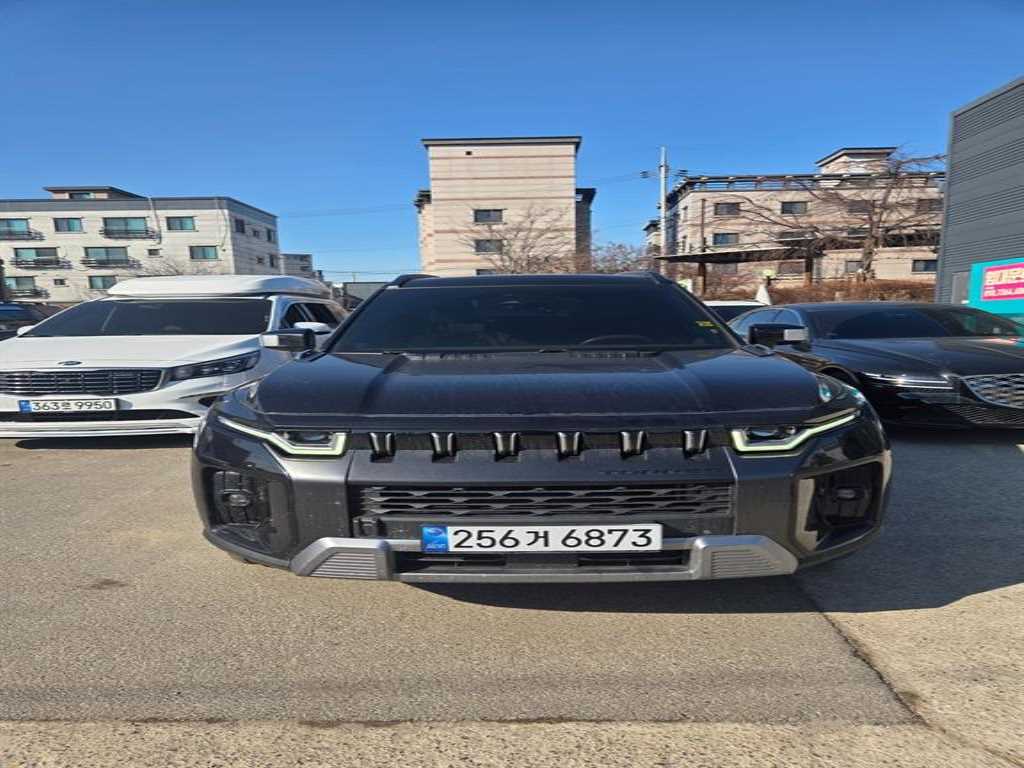 Ssangyong Torres 2023 Negro - Importación desde Corea - HF Imports Iquique - Foto 1