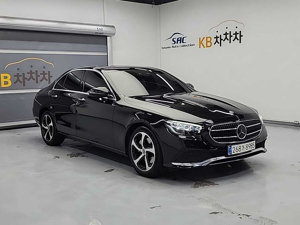 Mercedes Benz E class - Vista 4