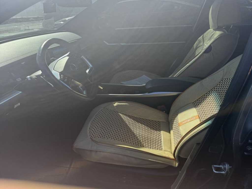 Ssangyong Torres - Vista 6