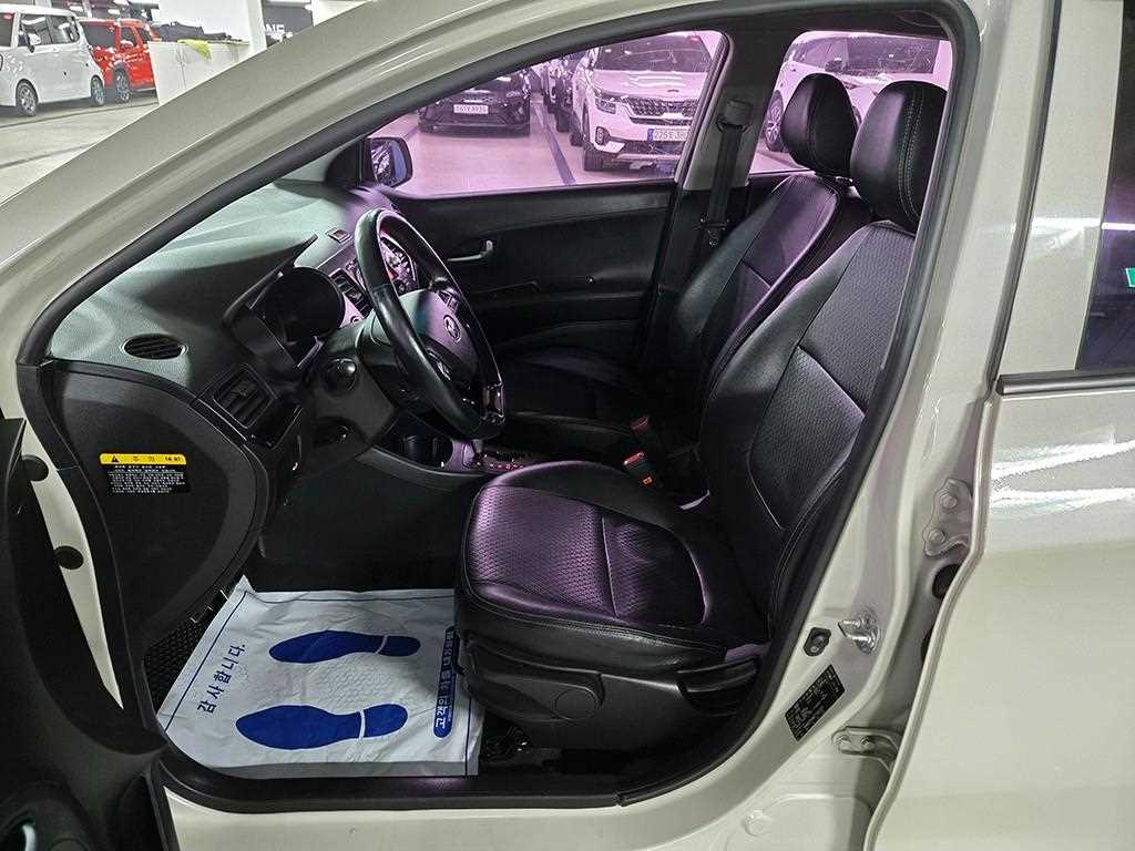 KIA Morning - Vista 6