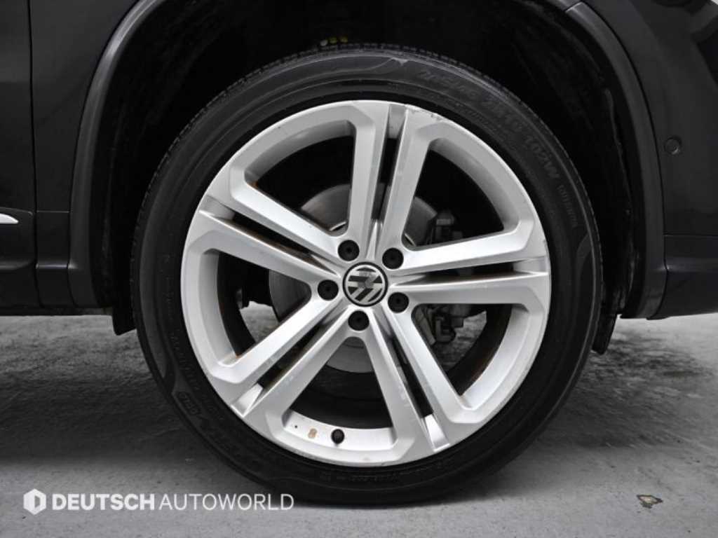 Volkswagen Tiguan - Vista 5
