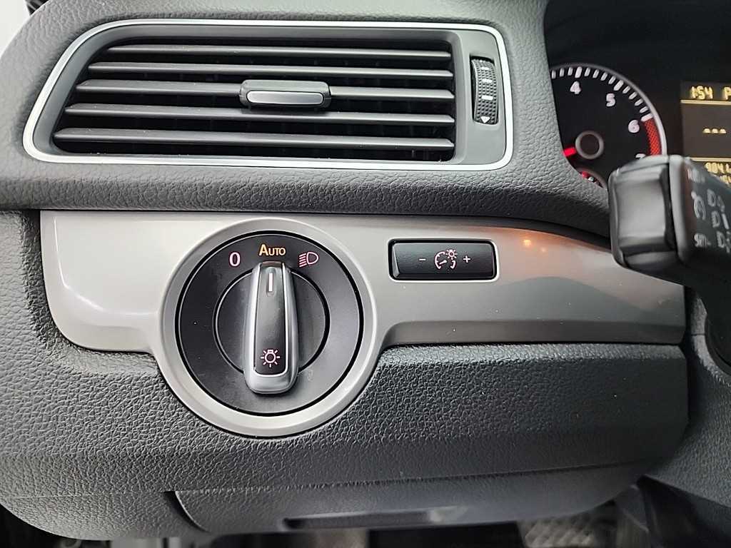 Volkswagen Passat 2015 Negro - Importación desde Corea - HF Imports Iquique - Foto 15