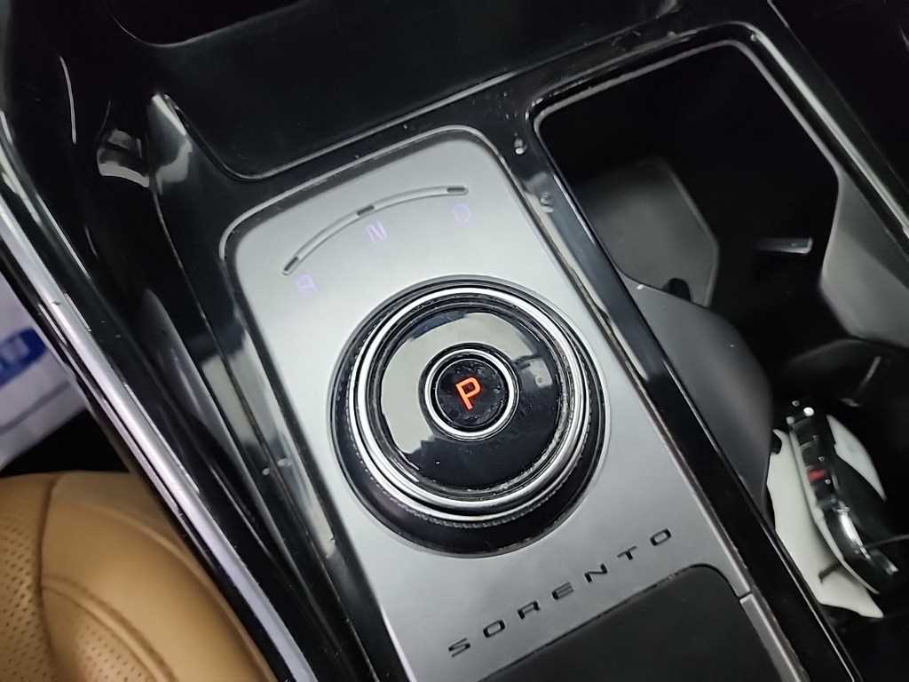 KIA Sorento - Vista 8