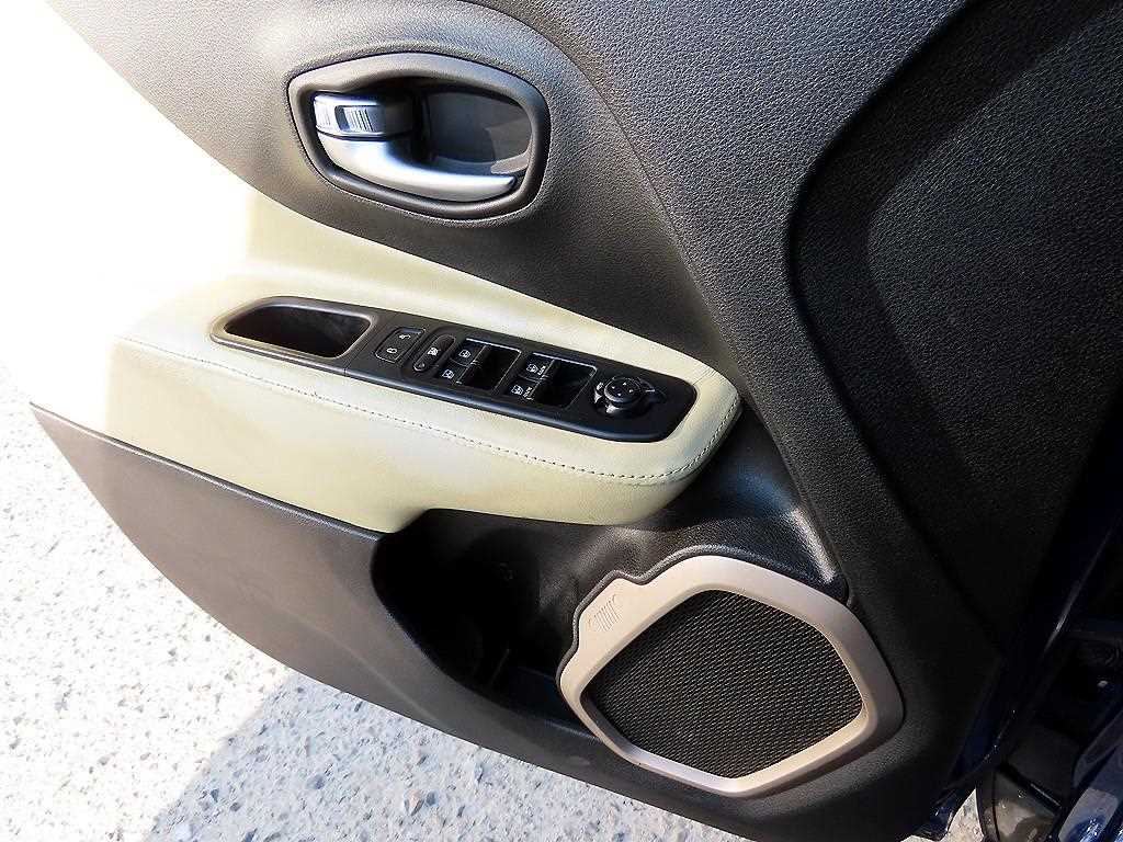 Jeep Renegade - Vista 11