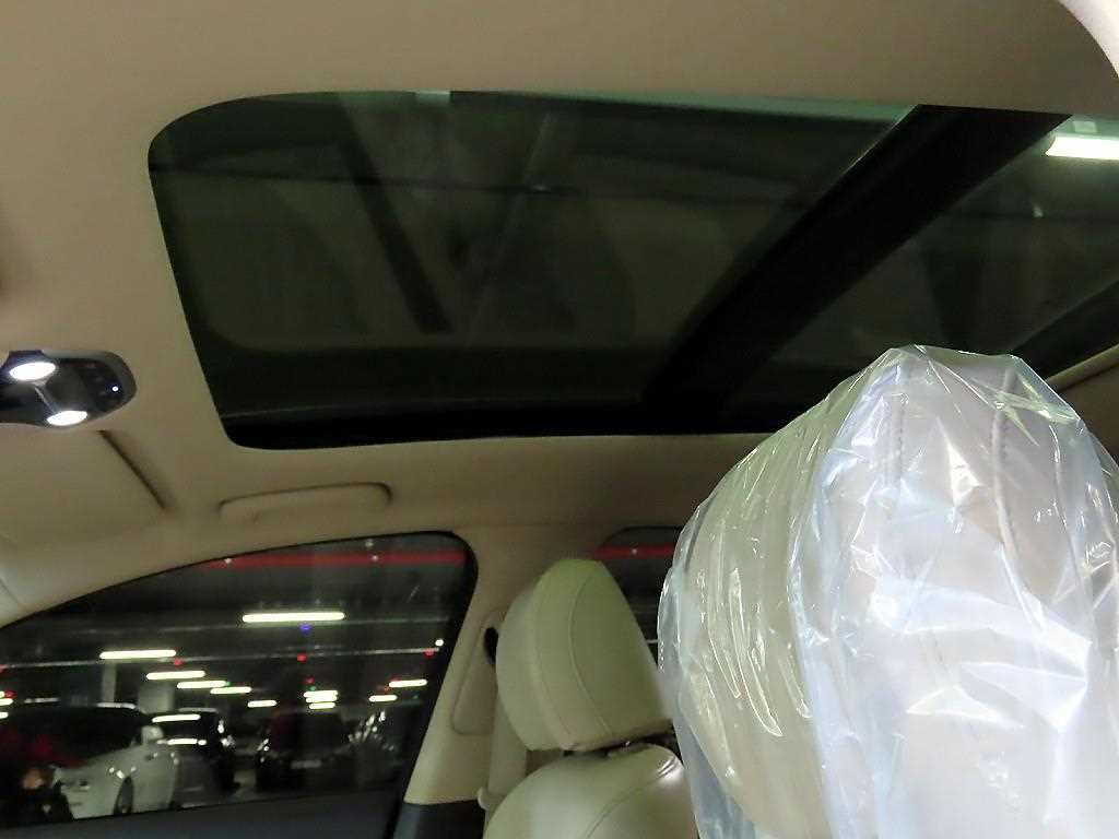 HYUNDAI Grandeur 2018 Blanco - Importación desde Corea - HF Imports Iquique - Foto 17