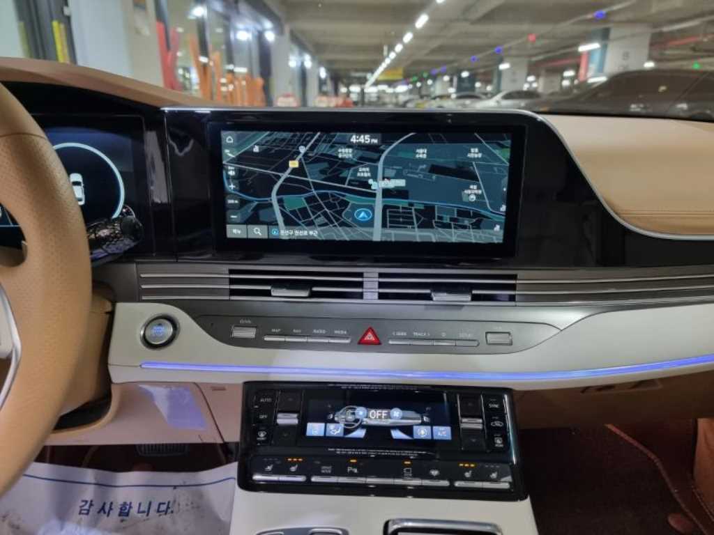 HYUNDAI Grandeur - Vista 8