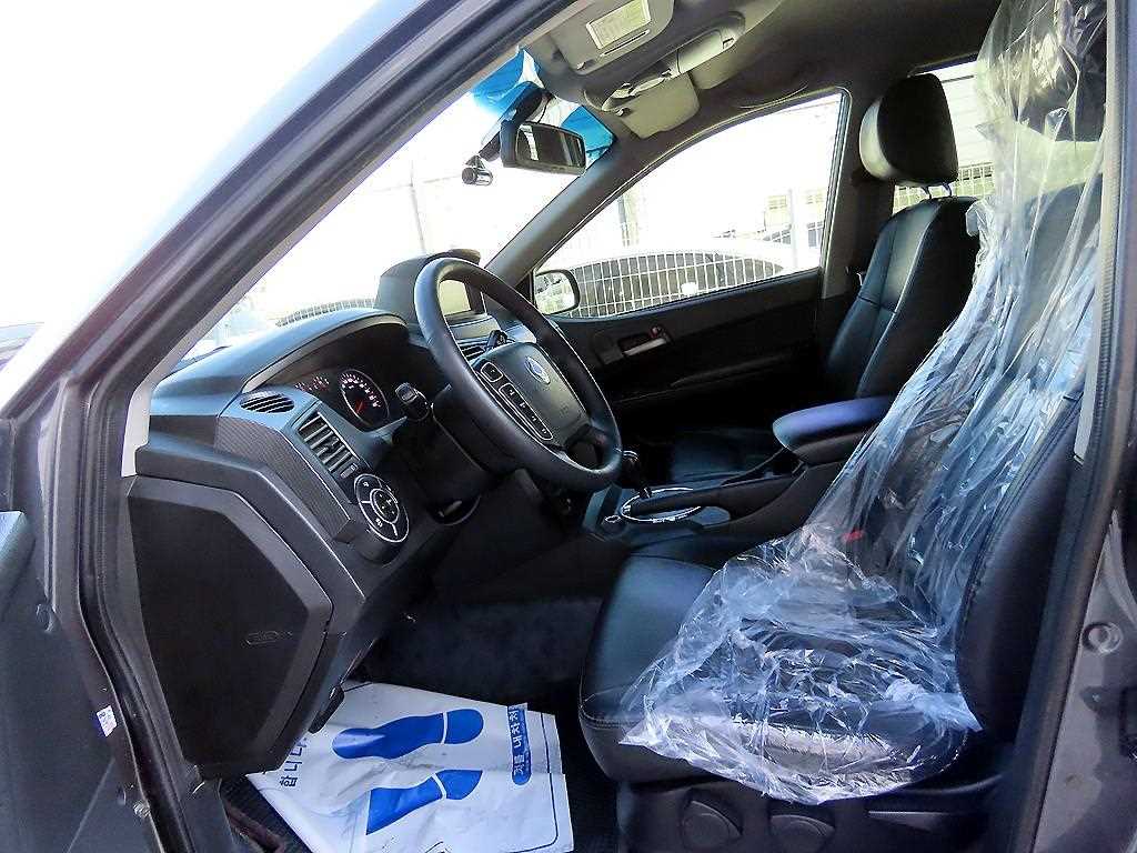 Ssangyong Korando - Vista 5