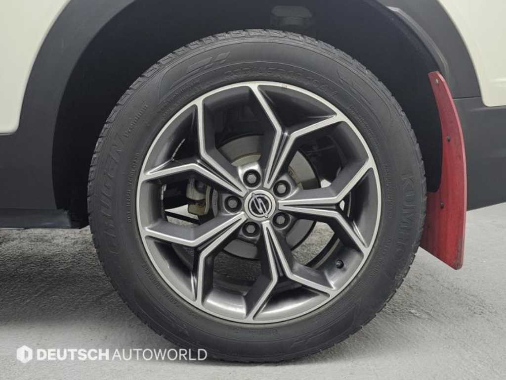 Ssangyong Korando - Vista 5