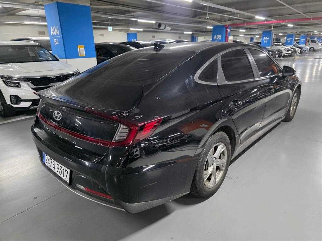 HYUNDAI Sonata - Vista 4