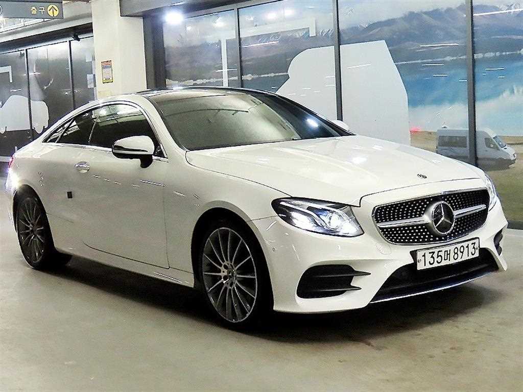 Mercedes Benz E class - Vista 2