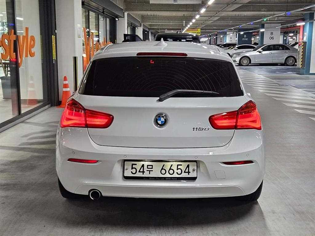 BMW 1 series - Vista 5