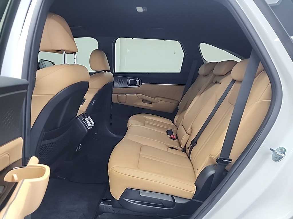 KIA Sorento - Vista 12