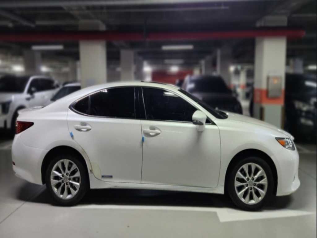 Lexus ES - Vista 4