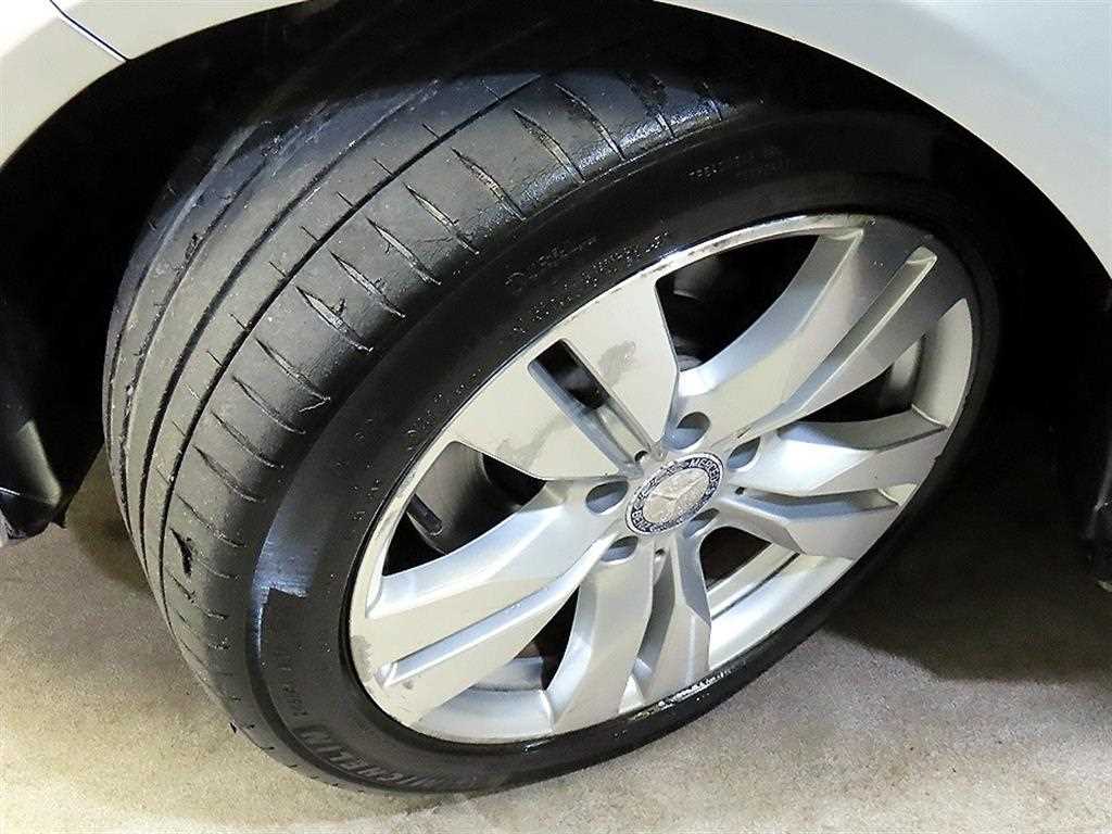 Mercedes Benz E class 2011 Gris - Importación desde Corea - HF Imports Iquique - Foto 20