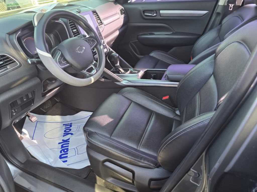 SAMSUNG QM6 - Vista 9