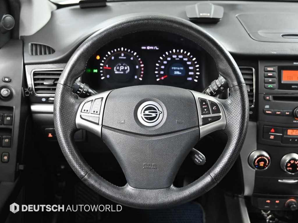 Ssangyong Korando 2013 Blanco - Importación desde Corea - HF Imports Iquique - Foto 13