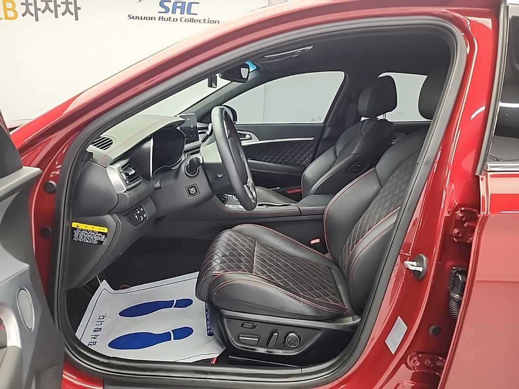 Genesis G70 - Vista 11