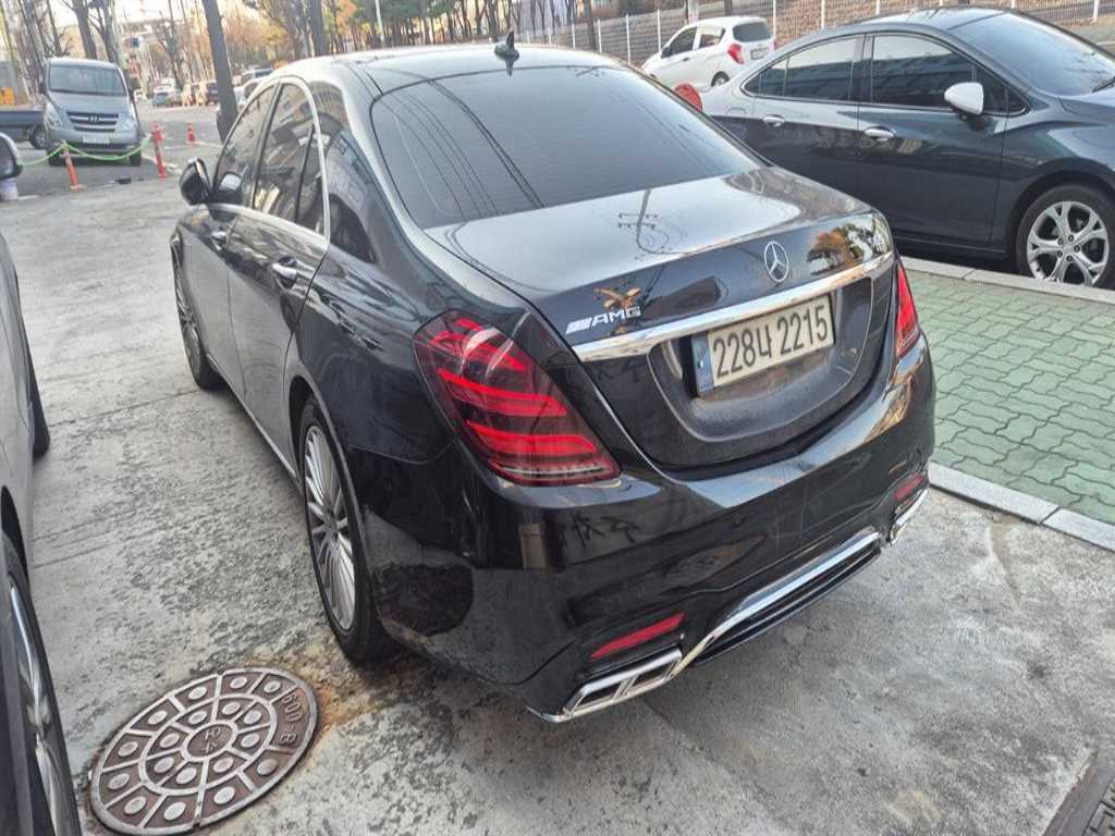 Mercedes Benz S Class - Vista 4