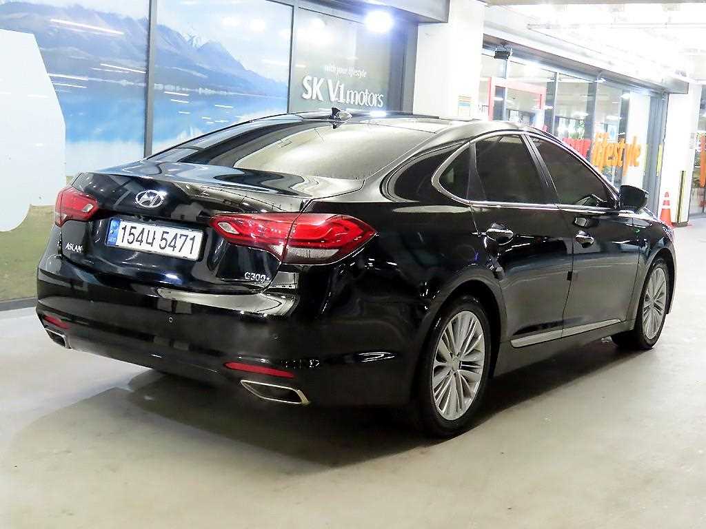 HYUNDAI Aslan - Vista 4