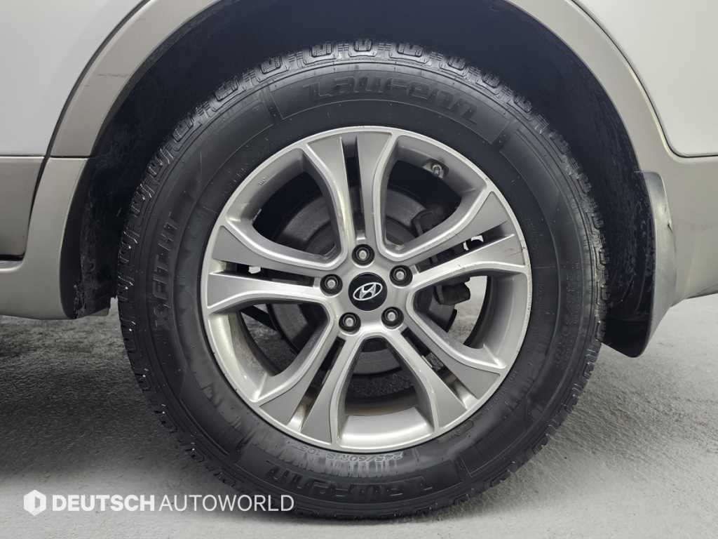 HYUNDAI Veracruz - Vista 5