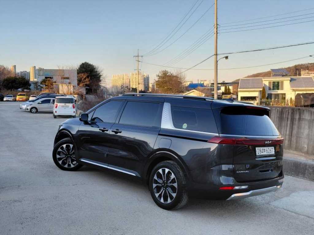 KIA Carnival - Vista 2