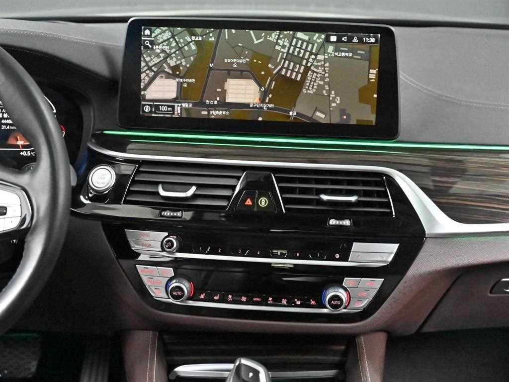 BMW 5 Series 2023 Negro - Importación desde Corea - HF Imports Iquique - Foto 14