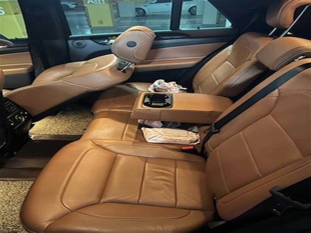 Mercedes Benz GLE Class - Vista 2