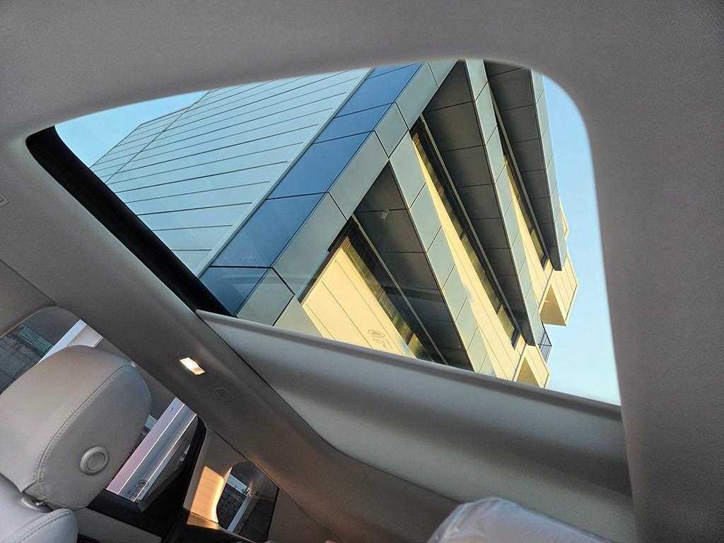 Land Rover Range Rover Bike 2025 Negro - Importación desde Corea - HF Imports Iquique - Foto 15