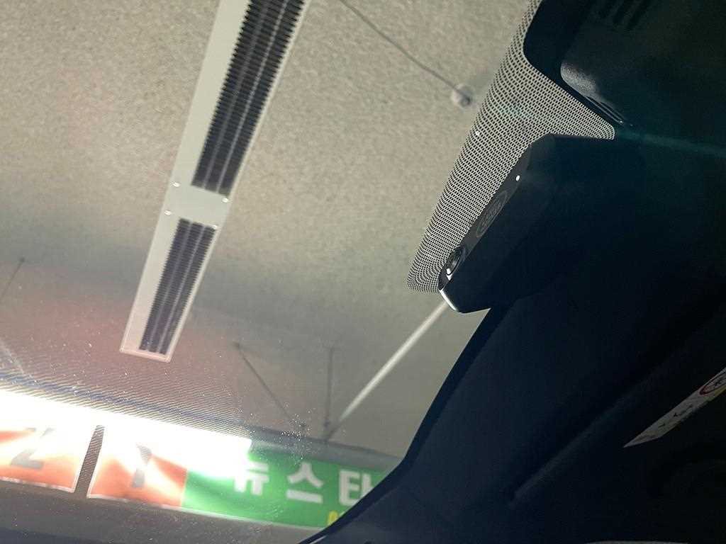 Land Rover Discovery Sports - Vista 12