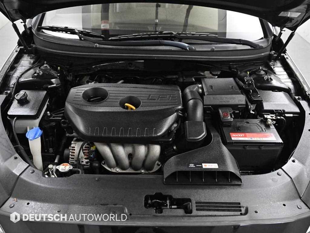 HYUNDAI Sonata - Vista 6