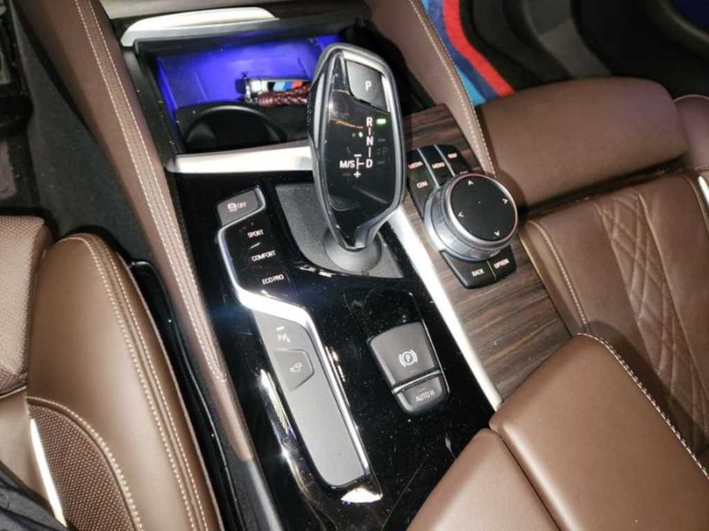 BMW 5 Series - Vista 7